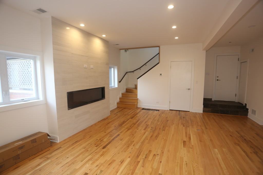 1637 N Clybourn Ave #CH2 - Photo 3 of 20