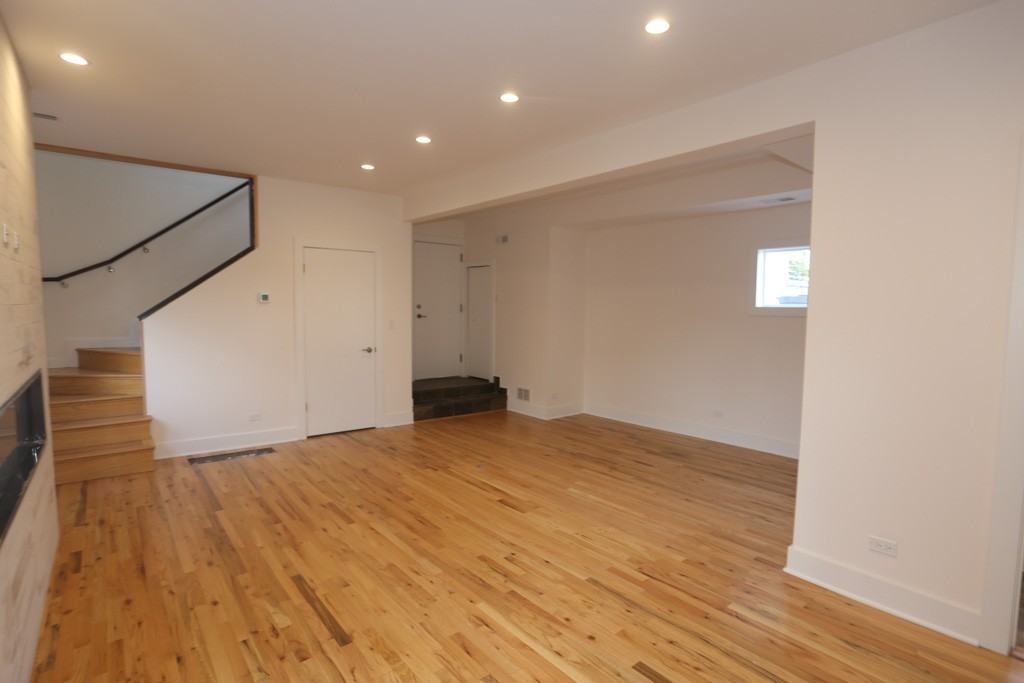 1637 N Clybourn Ave #CH2 - Photo 5 of 20