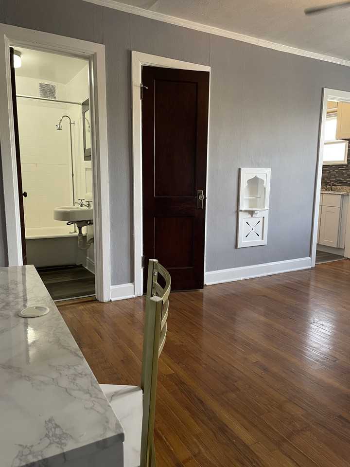 1760 North Pearl Street #4 - Photo 4 of 28