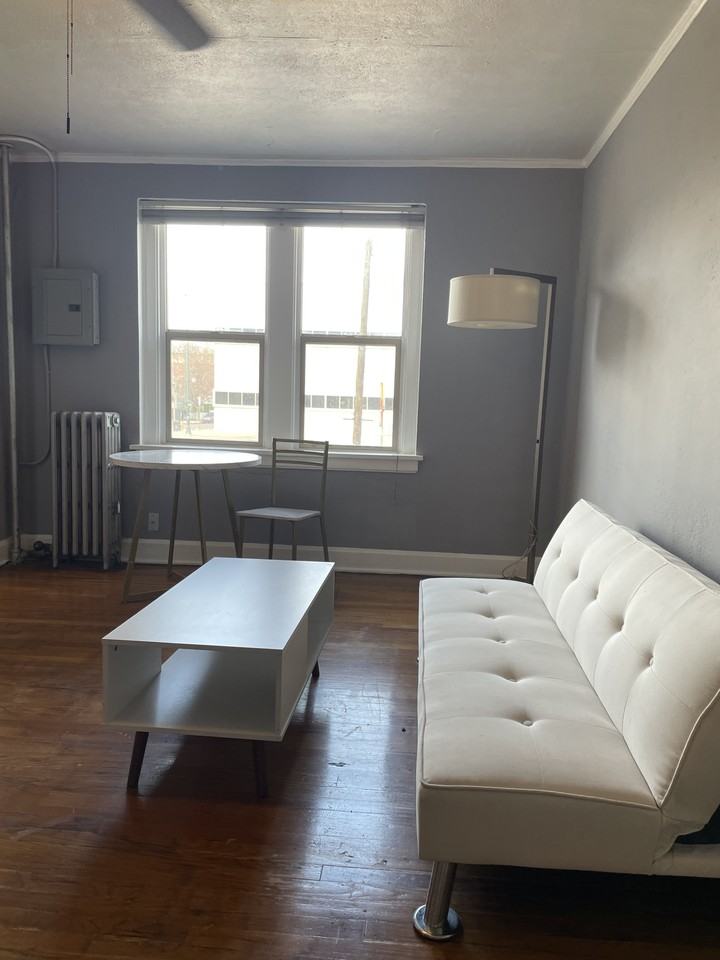 1760 North Pearl Street #4 - Photo 7 of 28