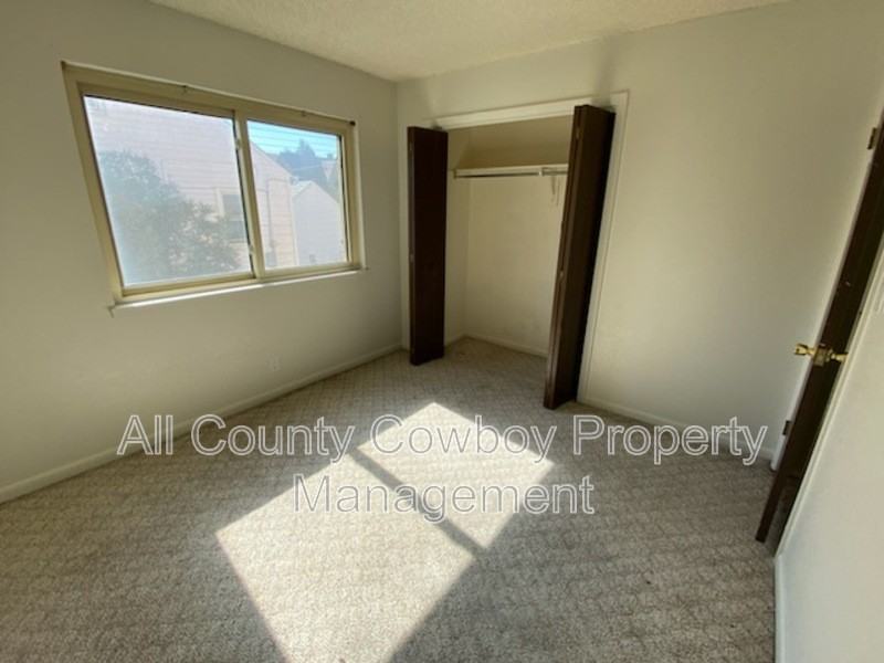 267 N 8th St #8 - Photo 6 of 14