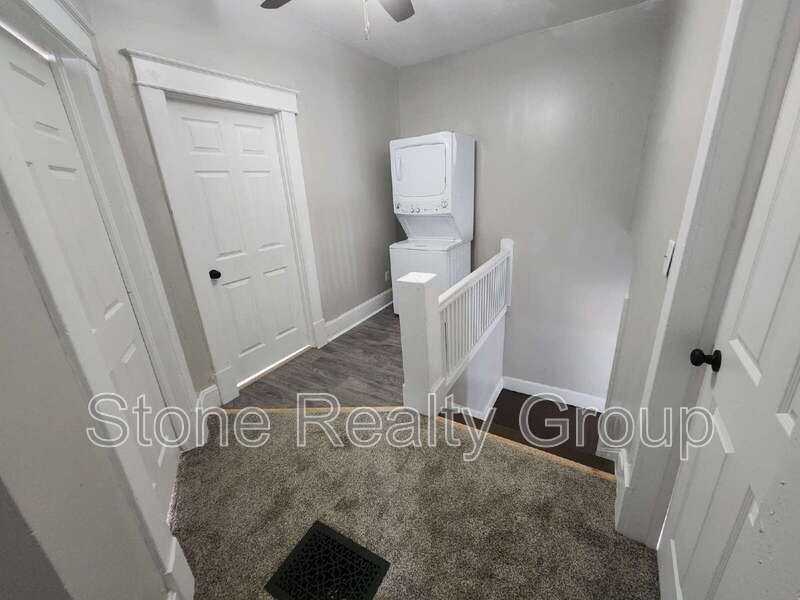 1609 College Ave - Photo 6 of 12