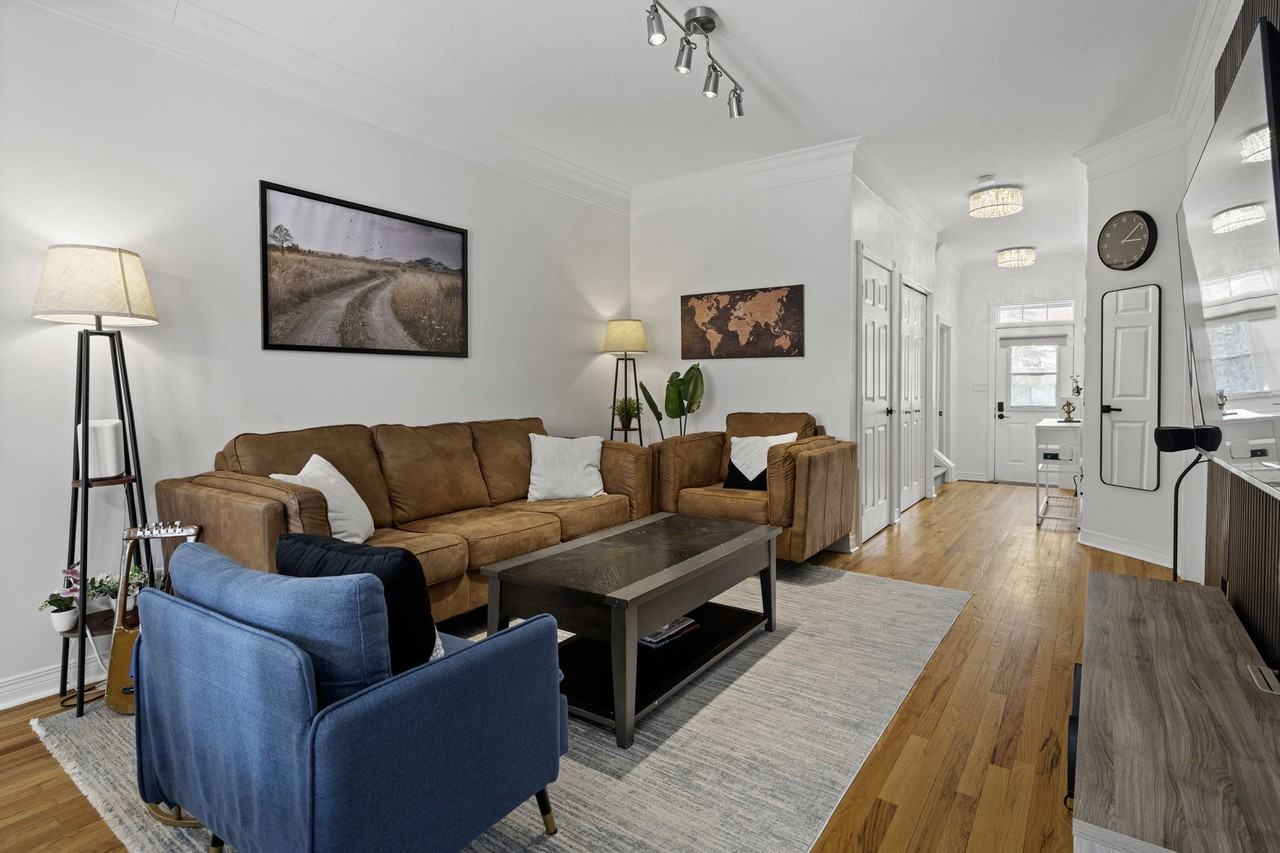 37 Laumann Court - Photo 6 of 33