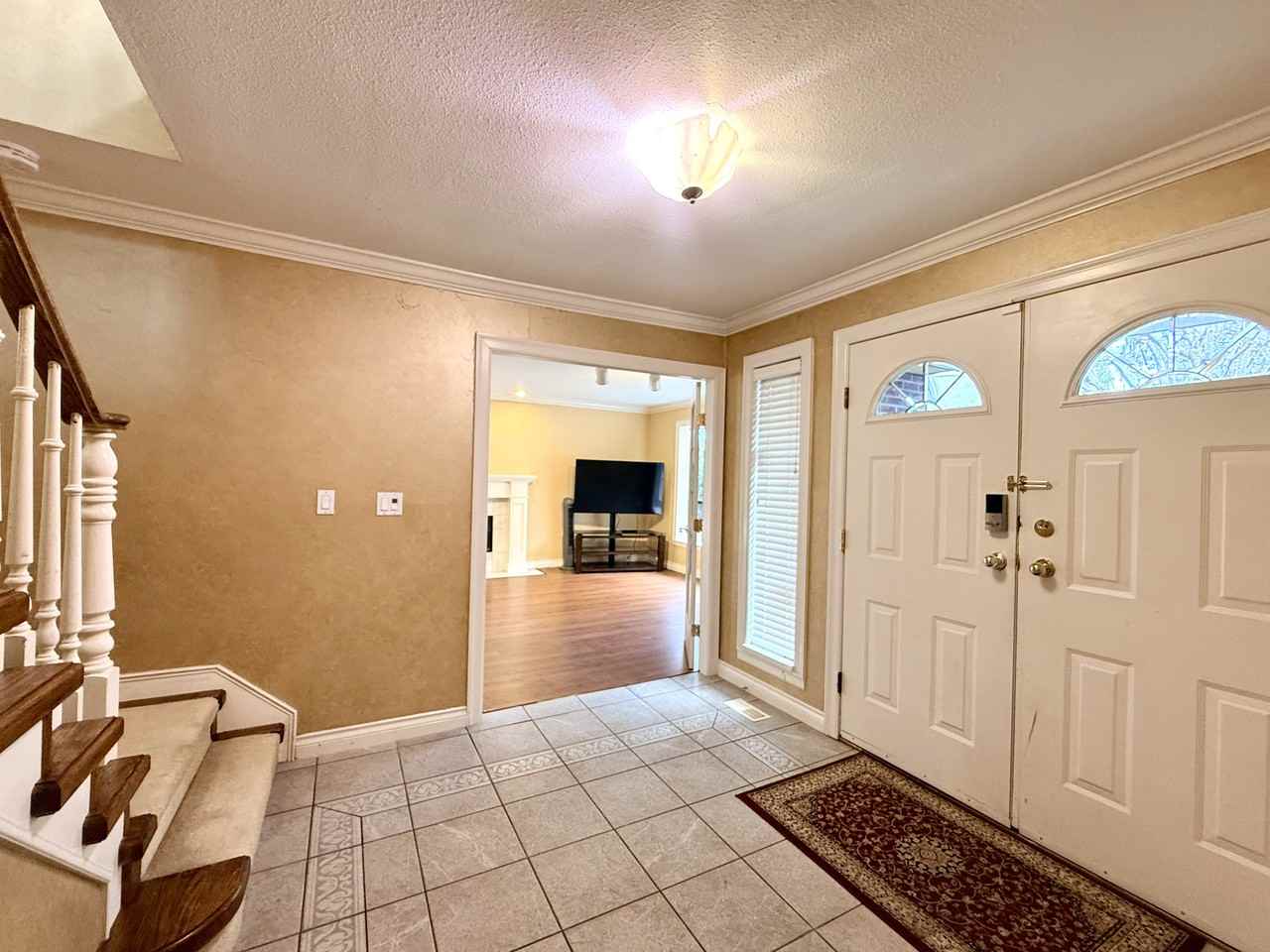 1805 148A Street - Photo 3 of 28