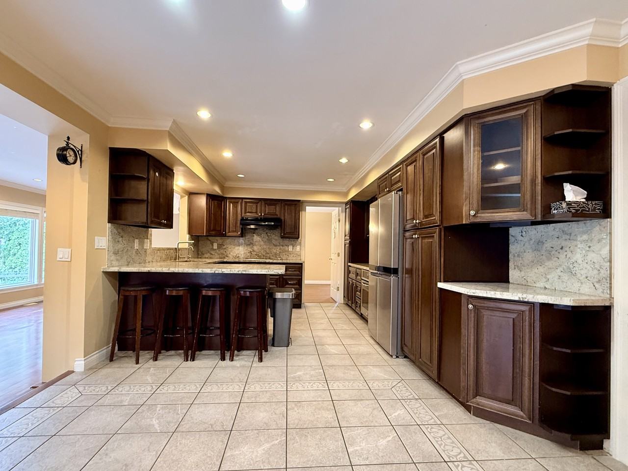 1805 148A Street - Photo 6 of 28