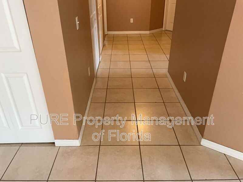 11960 Sw 45th St - Photo 5 of 25