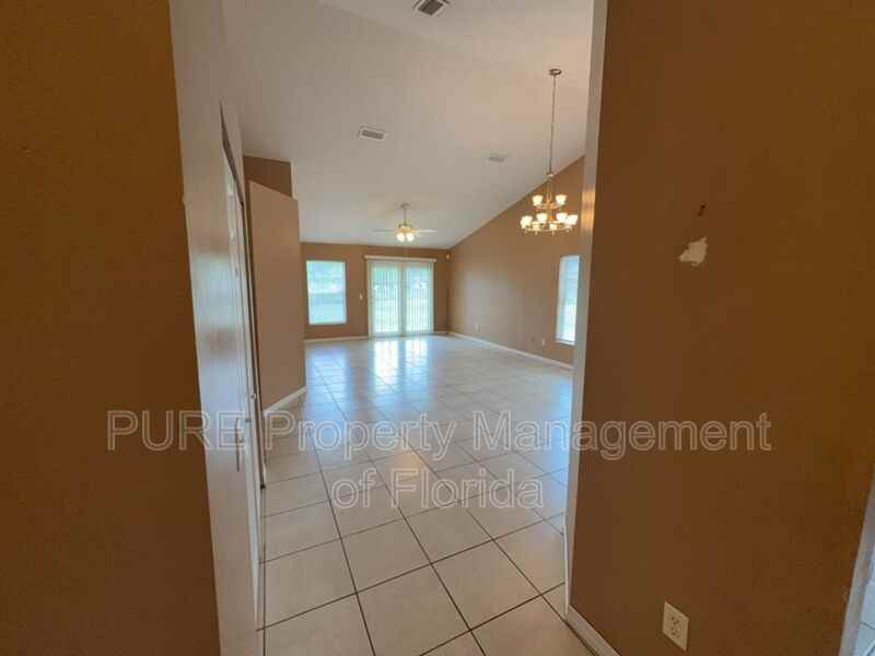 11960 Sw 45th St - Photo 6 of 25