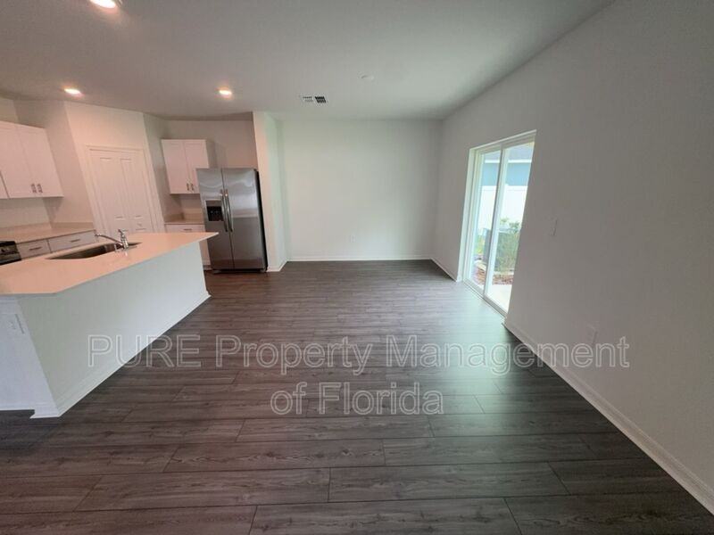 1304 Nw 48th Ter - Photo 7 of 50