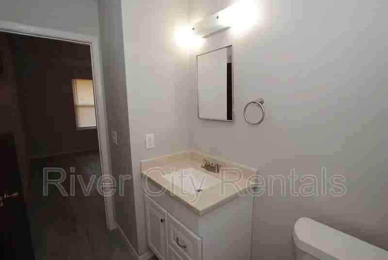 2464 Seabury North Place - Photo 7 of 11