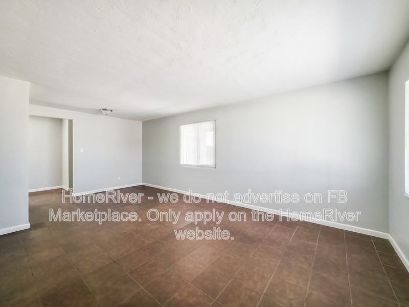 2819 W Montebello Ave - Photo 6 of 25