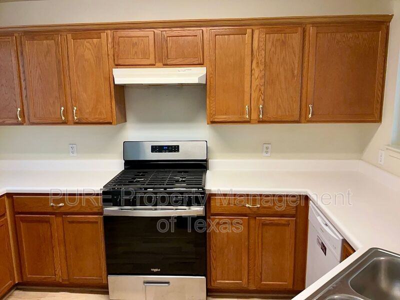 21416 Grand National Ave - Photo 5 of 20