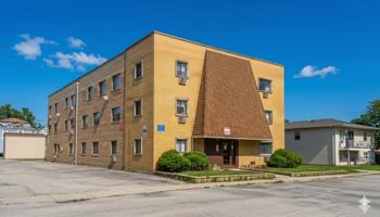 featured image of 7631 W 63rd Pl