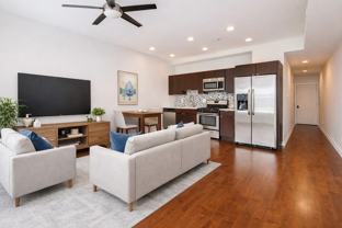 404 Queen St #3 - Photo 1 of 1