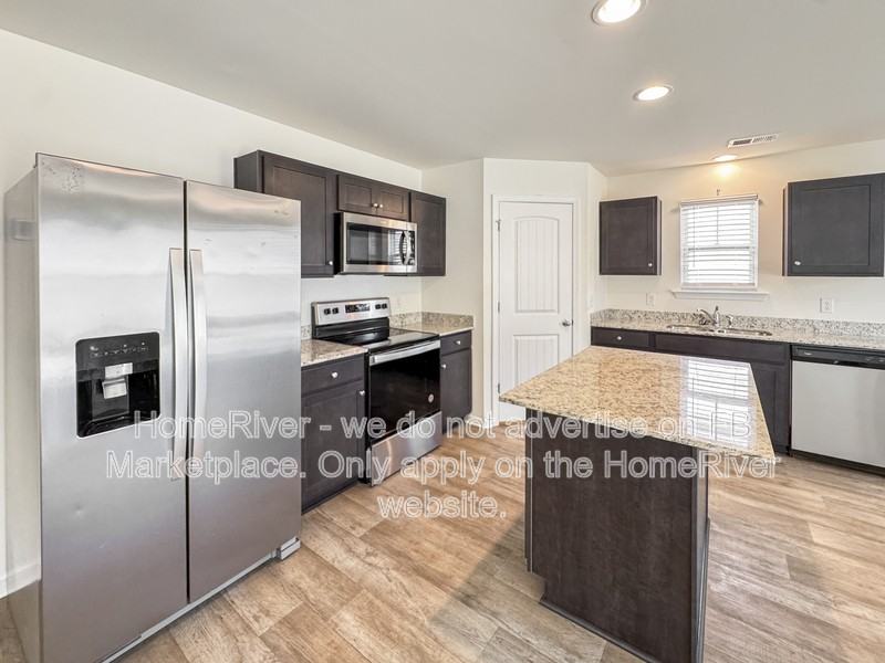 307 Savannah Hills Dr - Photo 6 of 25