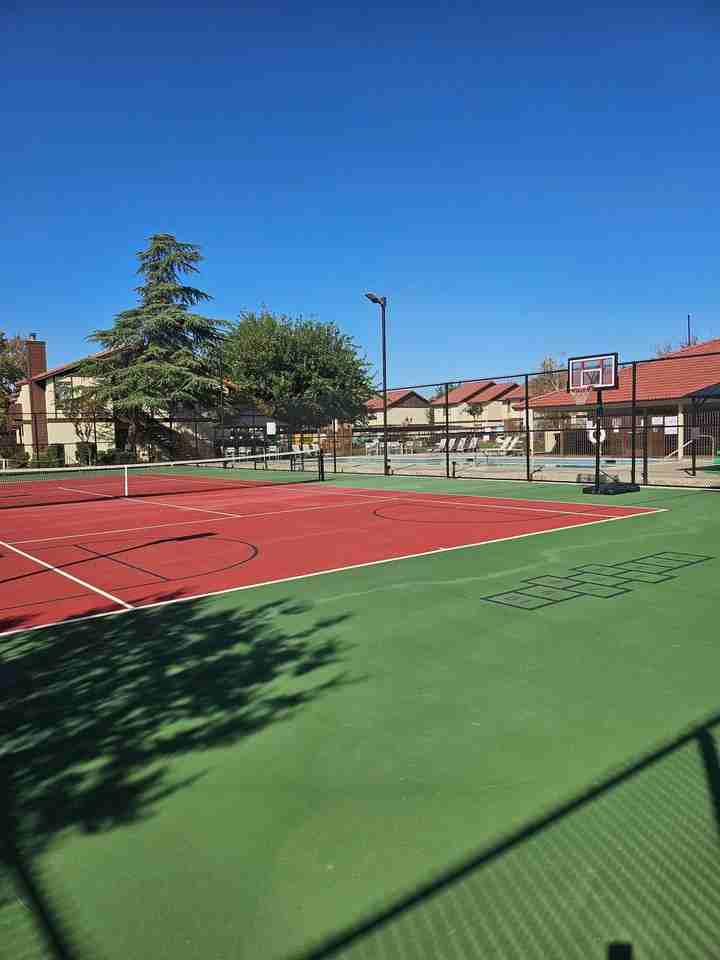 Canyon Creek Apartments - Photo 2 of 9