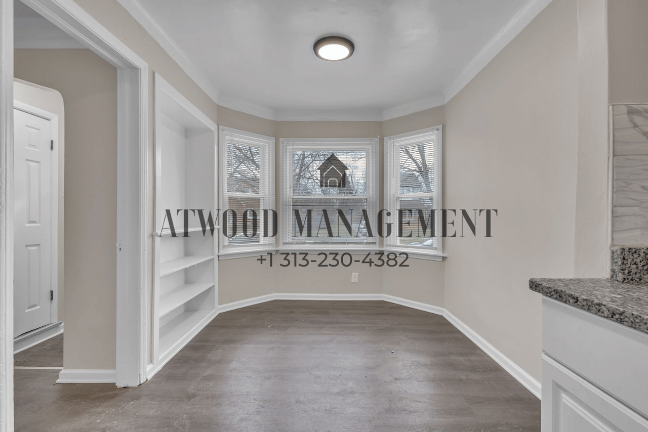 18589 Hull St - Photo 3 of 11