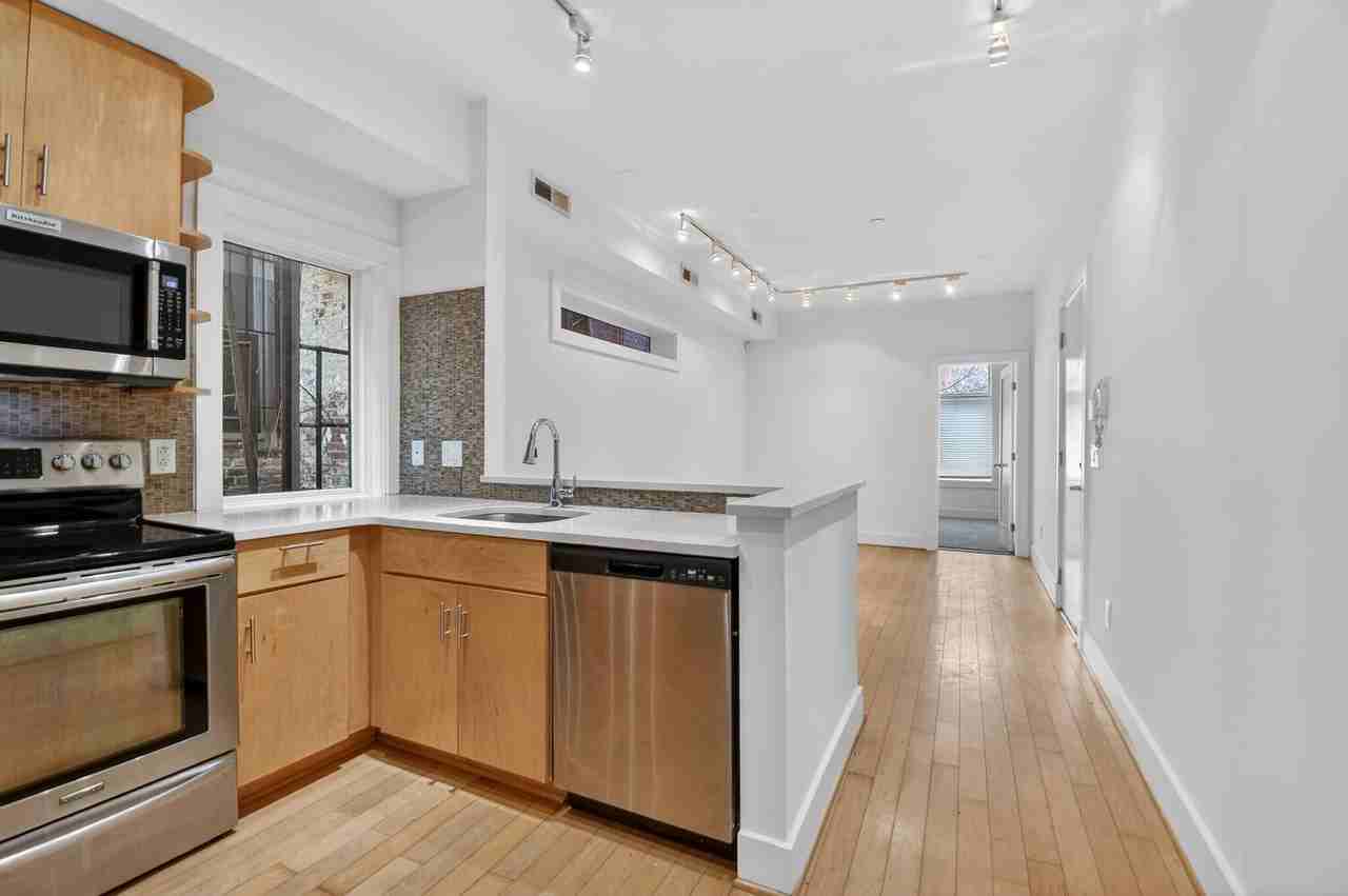 1503 11th St Nw #2 - Photo 5 of 20