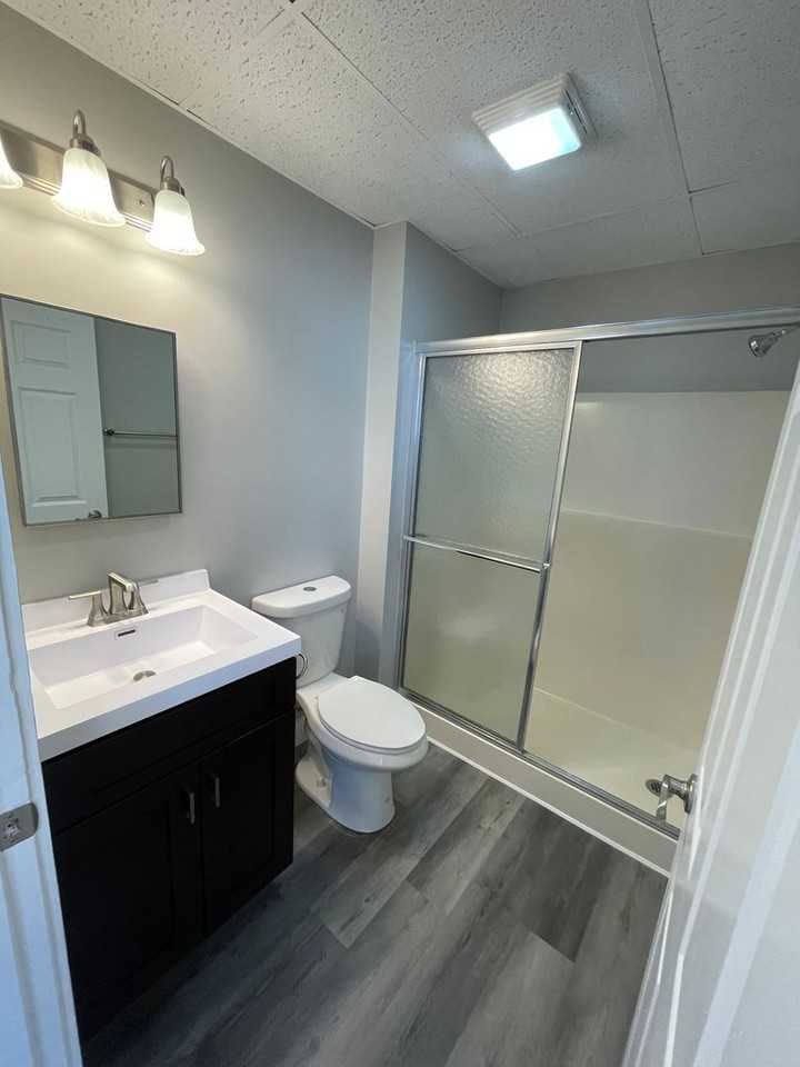 815 W. Columbia - Photo 7 of 11