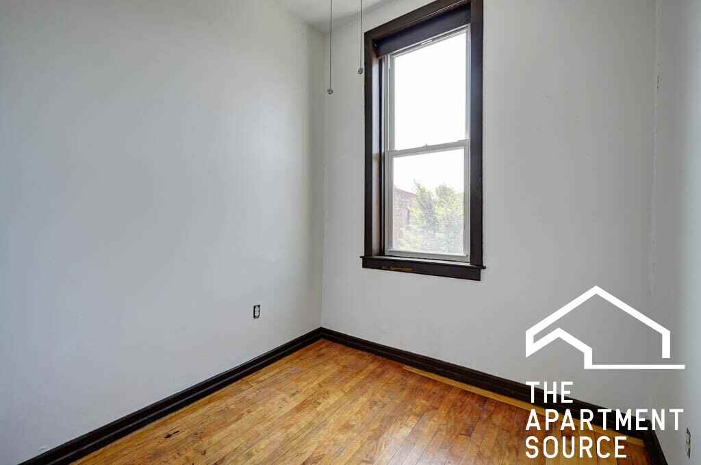 3121 S Morgan St #3S - Photo 2 of 14