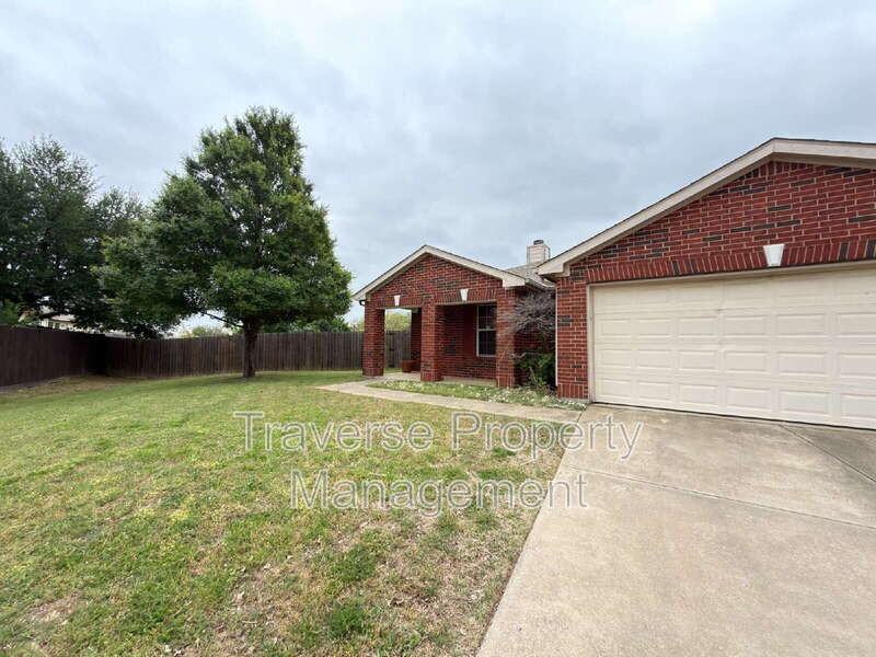 8016 Meadow View Trl - Photo 3 of 26