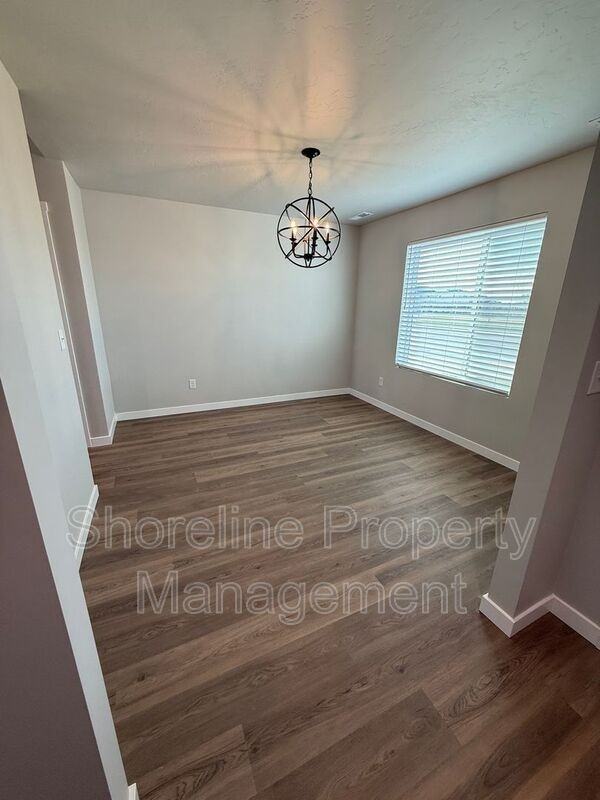 1870 W Unforgettable St - Photo 4 of 25