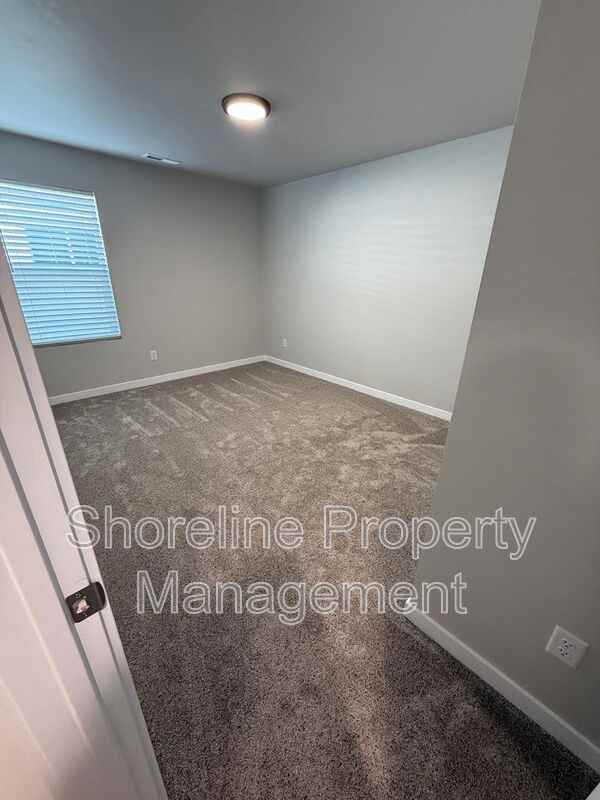 1870 W Unforgettable St - Photo 6 of 25