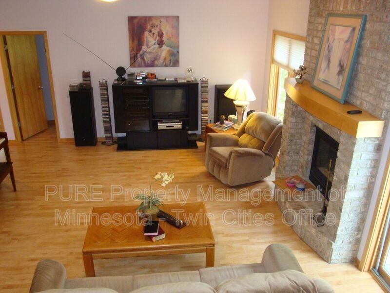 5750 Newberry Cir N - Photo 7 of 14