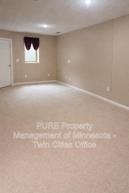 1117 Pecks Woods Dr - Photo 7 of 18