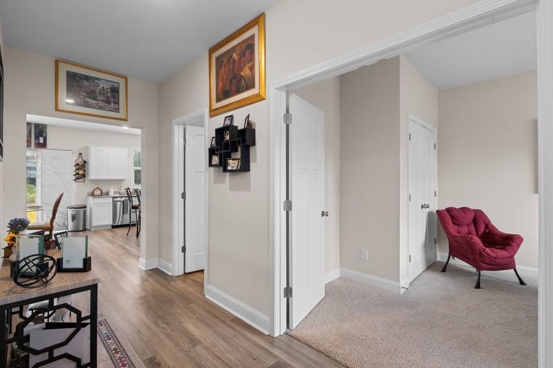 152 Savannah Wood Rd - Photo 2 of 27