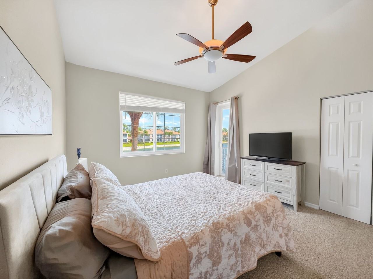 6295 Wilshire Pines Cir #607 - Photo 4 of 46