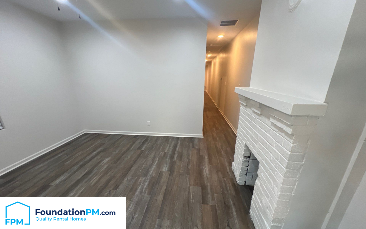 754 East Trigg Avenue - Photo 7 of 13