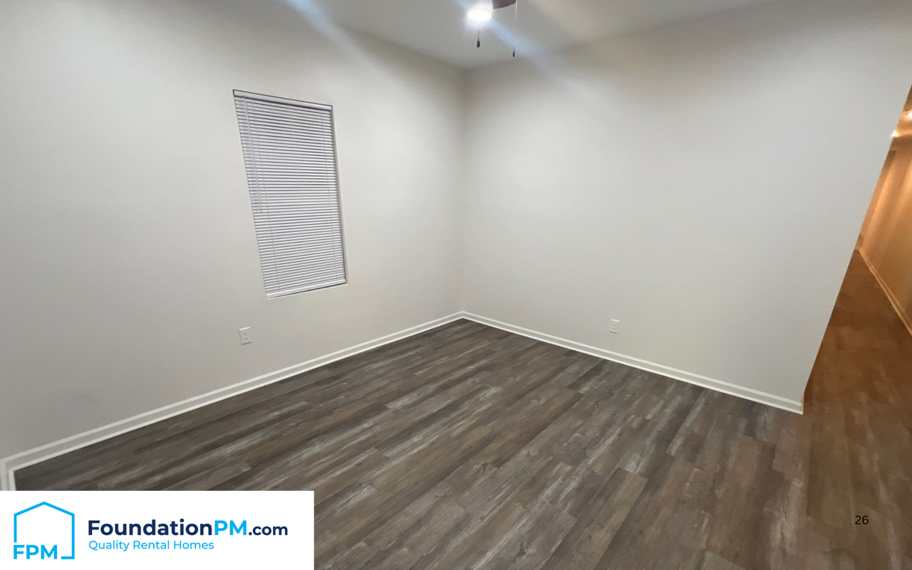 754 East Trigg Avenue - Photo 7 of 13