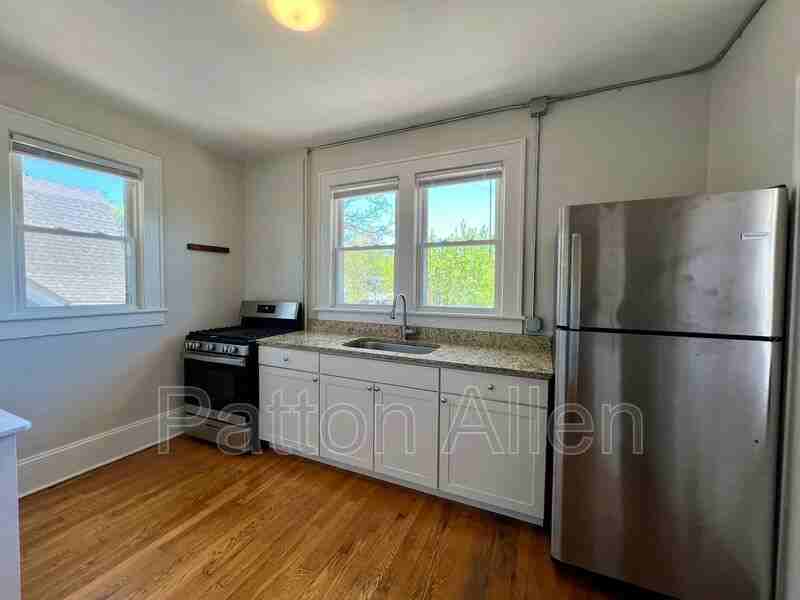 205 Hillside St #2 - Photo 7 of 22