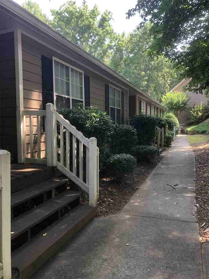 Oxford Park - Photo 3 of 18