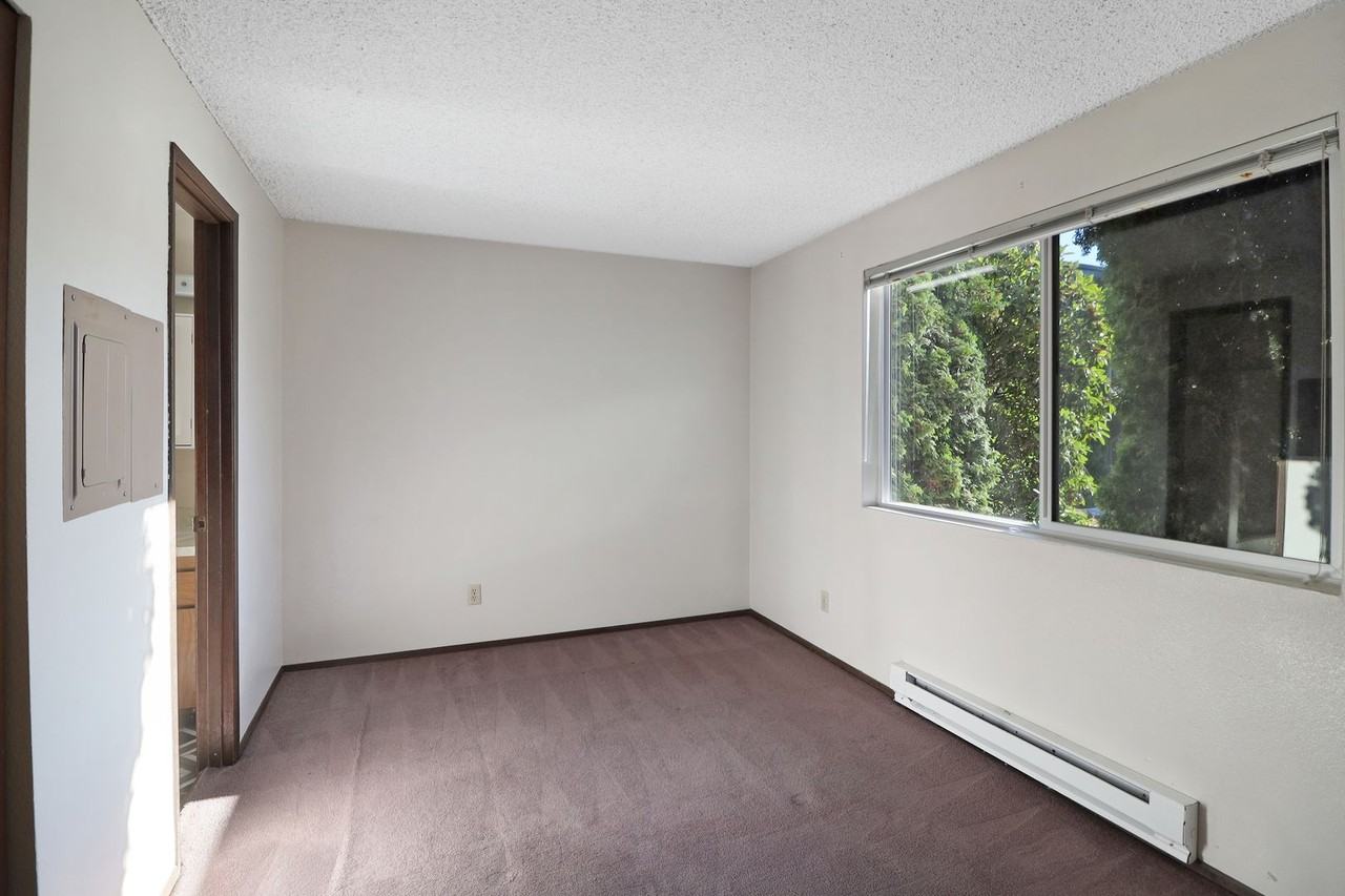 Idylewood Apartments - Photo 7 of 27