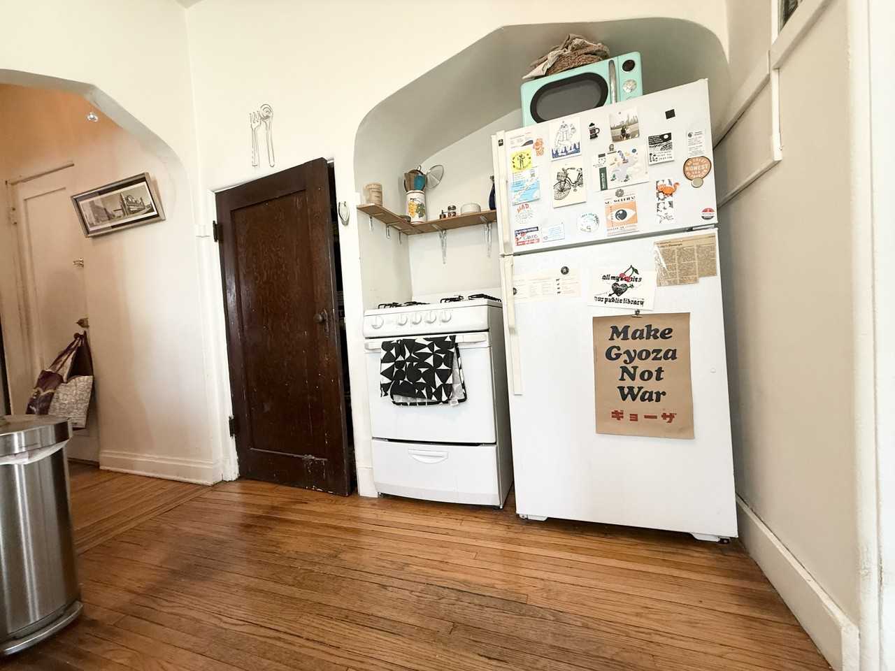 747 Williamson Street - Photo 4 of 10