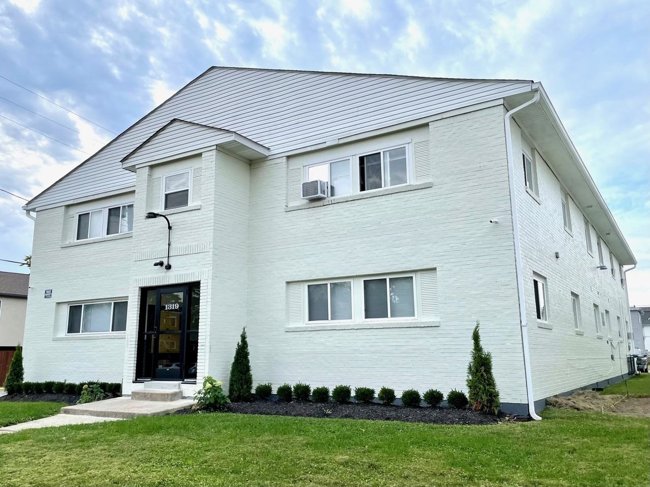 1309 Fair Avenue - Photo 2 of 41