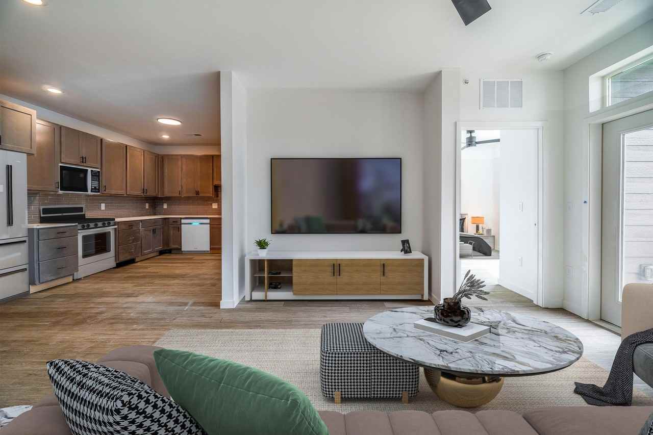 304 Woodland Avenue - Photo 6 of 47