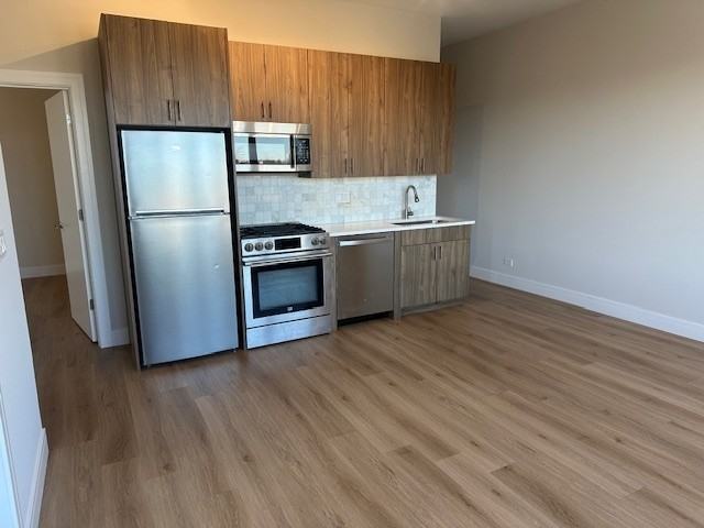 4010 North Lincoln Avenue - Photo 3 of 17