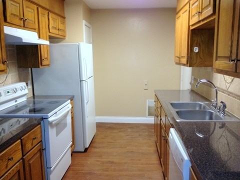 4418 Edinburgh - Photo 5 of 8