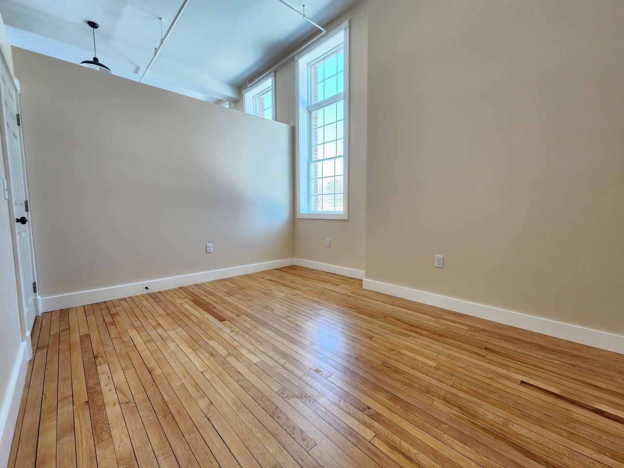 21 Jefferson Street - Photo 6 of 35