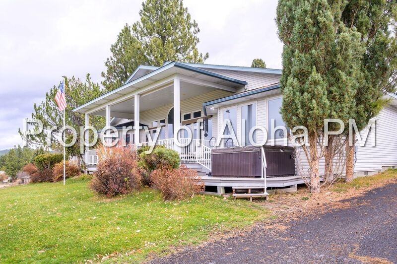 108 Lakeshore Dr - Photo 3 of 33