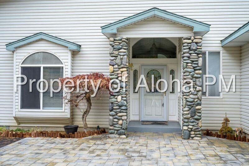108 Lakeshore Dr - Photo 5 of 33