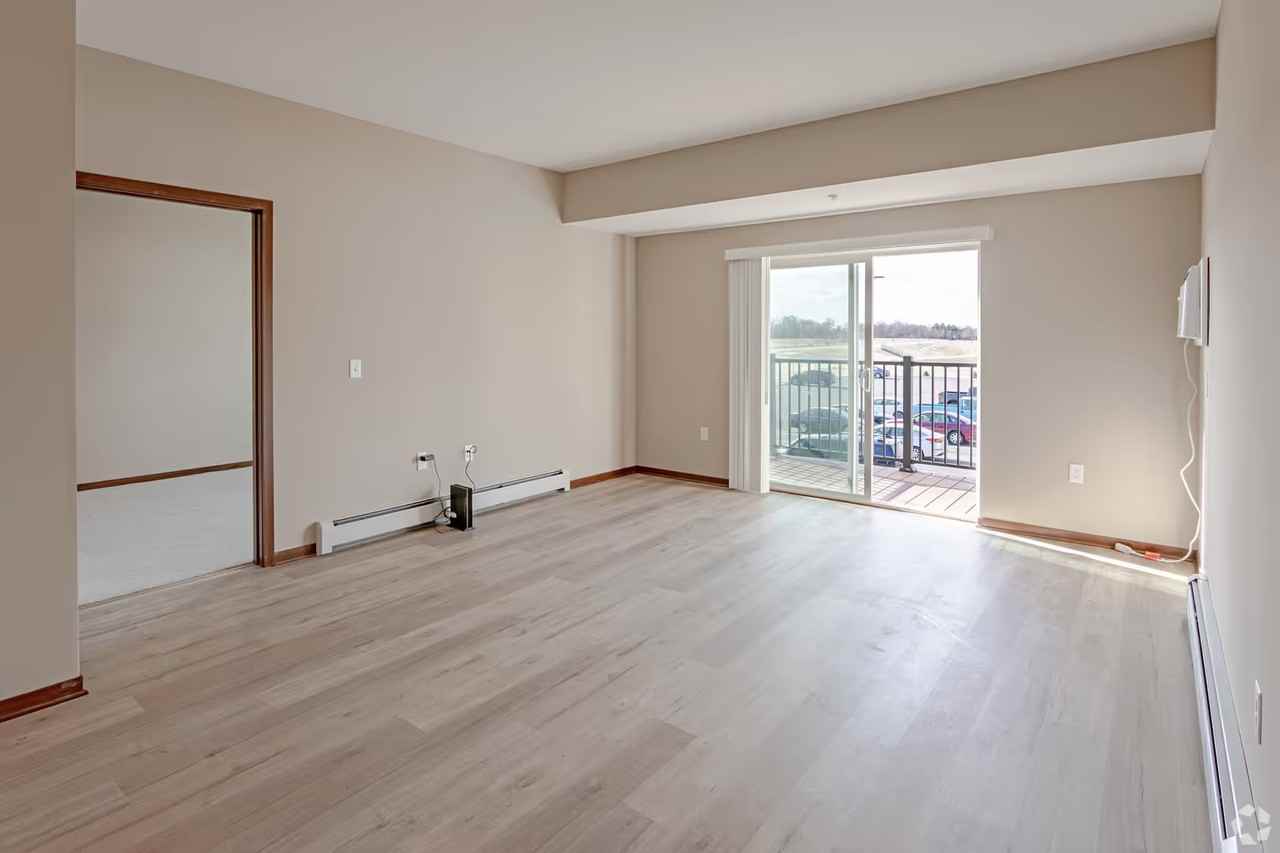 Traverse Green West - Photo 3 of 17