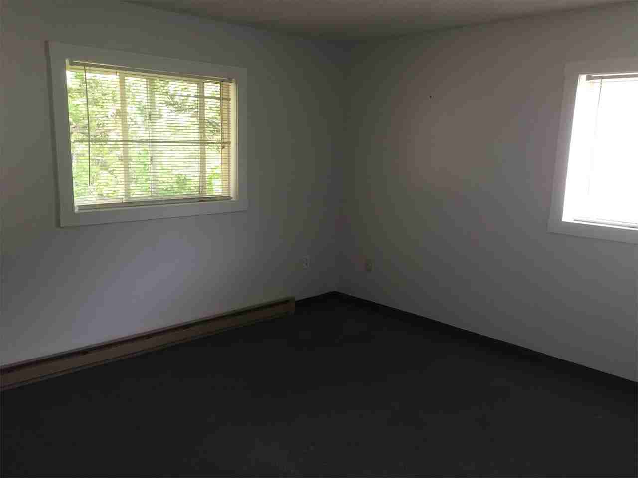 669 Lisbon St - Photo 6 of 11