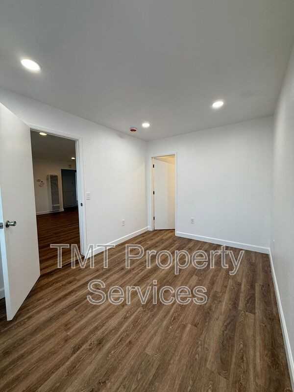 803 W Harding Ave - Photo 4 of 20