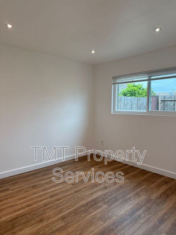 803 W Harding Ave - Photo 5 of 20