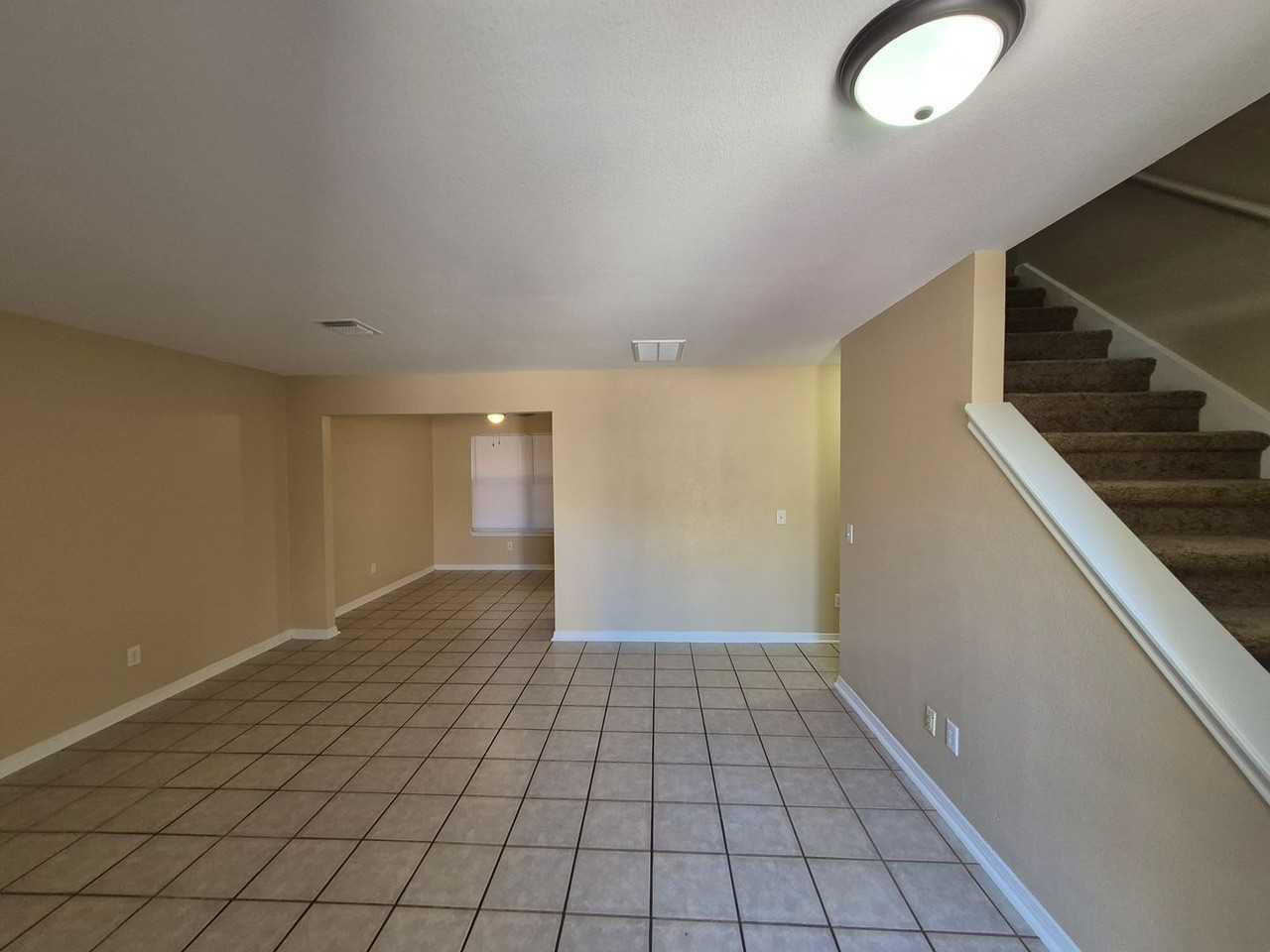 5907 Deer Lake Dr - Photo 3 of 44