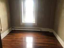 featured image of 123 1/2 S Main St