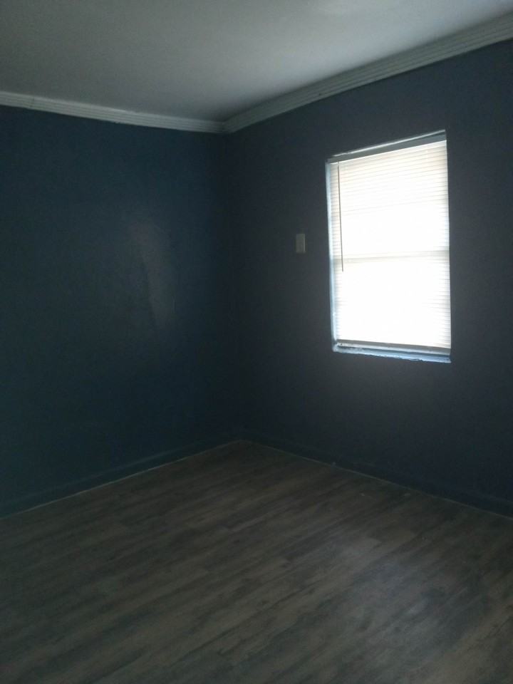 Texas Ave - Photo 5 of 7